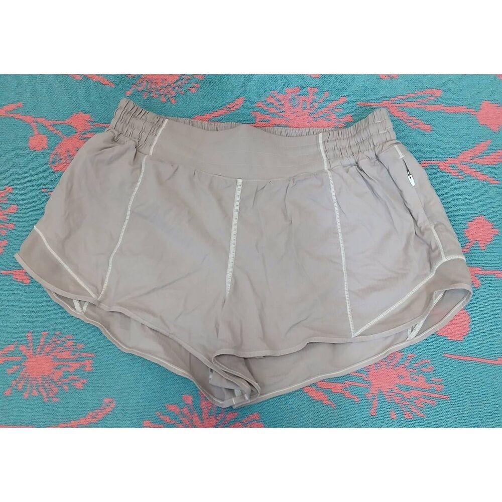 Lululemon women size 10 hotty hot running shorts light taupe beige